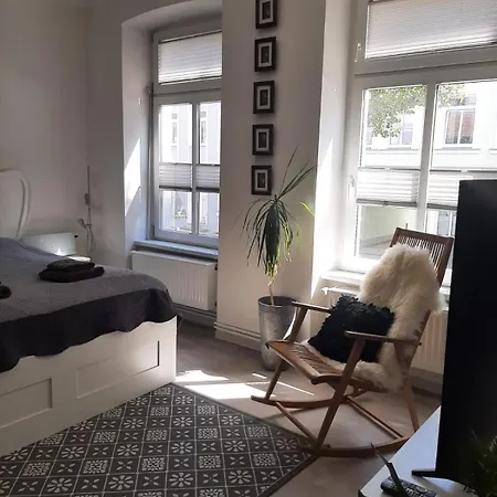 Апартаменти Charmantes, Helles City-apartment - Nahe Hafen, Schloss & Altstadt *